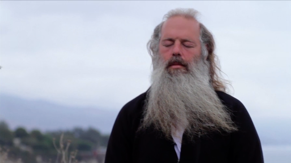 Rick Rubin meditating