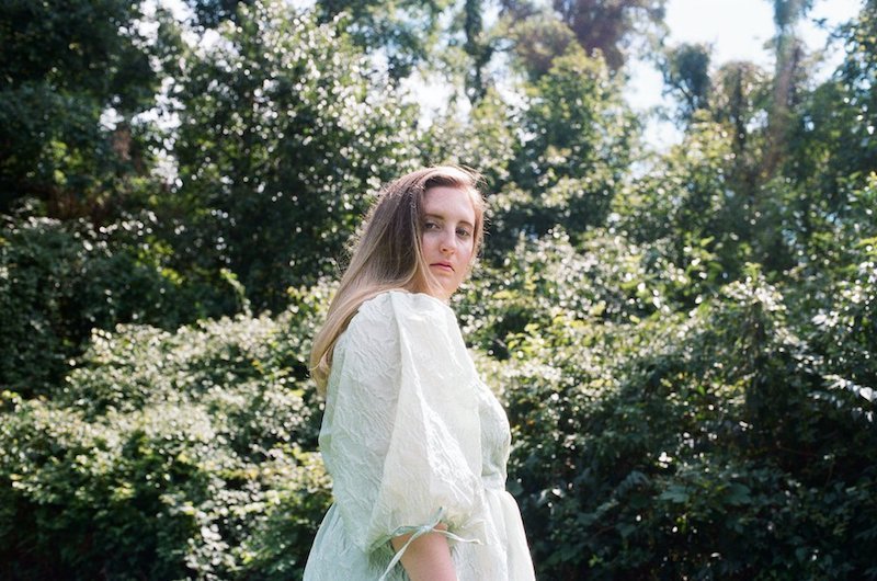Olive Louise unveils an appealing video for her “Nothing's The Same” song