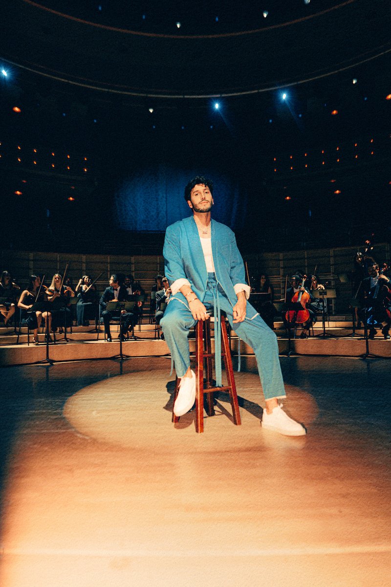 Sebastián Yatra - “Pareja del Año” music video press photo taken in the Adrienne Arsht Center theater in Miami, Florida.