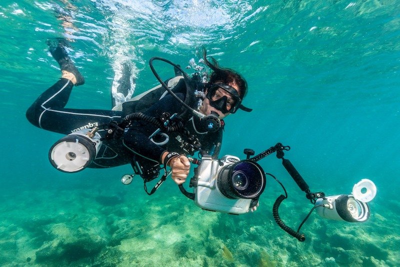 Cristina Mittermeier press photo underwater
