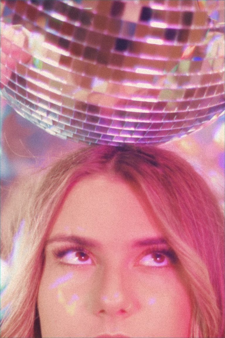 Nové - “Dancing With A Ghost” IG stories