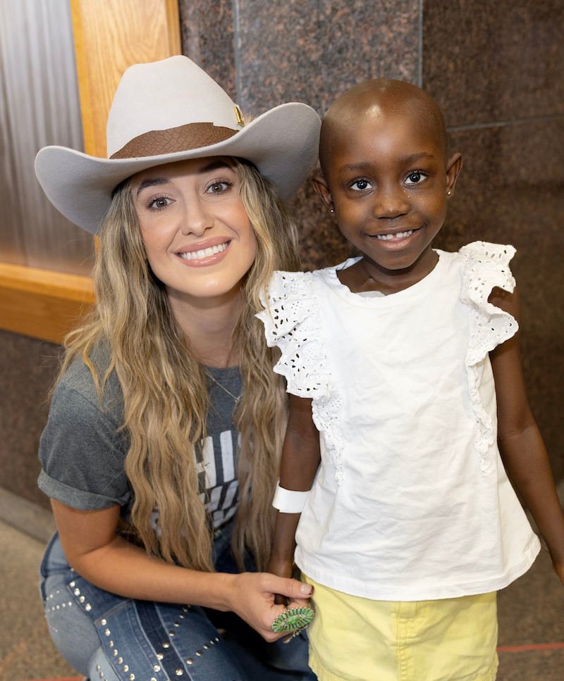 Lainey Wilson visits St Jude Children’s Research Hospital