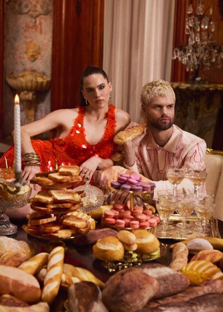 SOFI TUKKER "BREAD" press photo