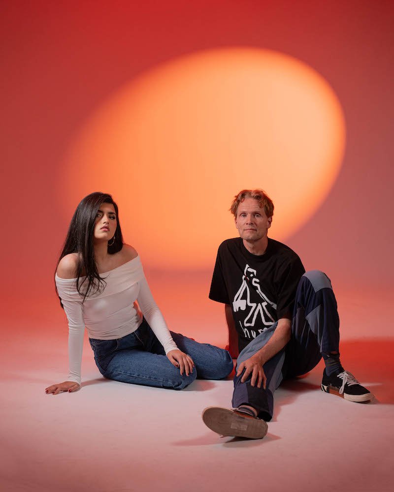 Toby Gad & Angelina Jordan Press Photo (5)